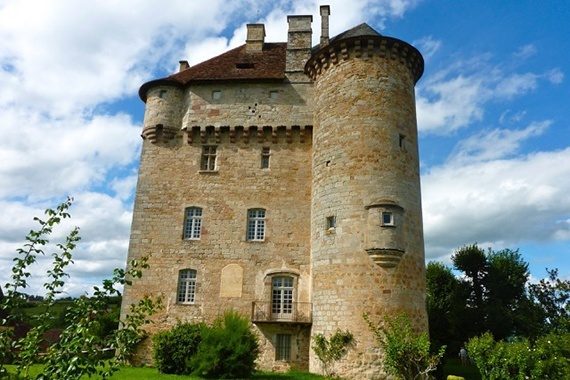 Château de Curemonte en Corrèze